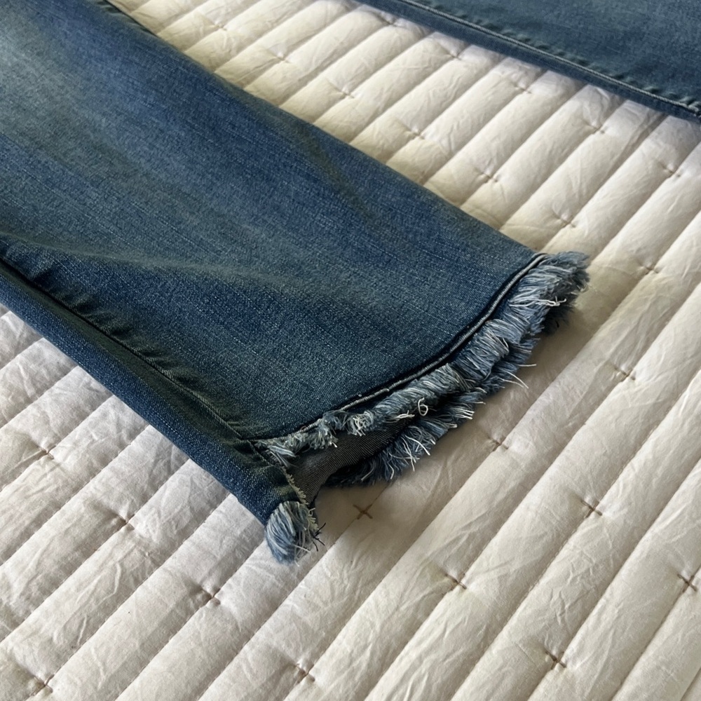 Democracy Distressed Blue Wide Leg Jeans - Picture 3 of 4